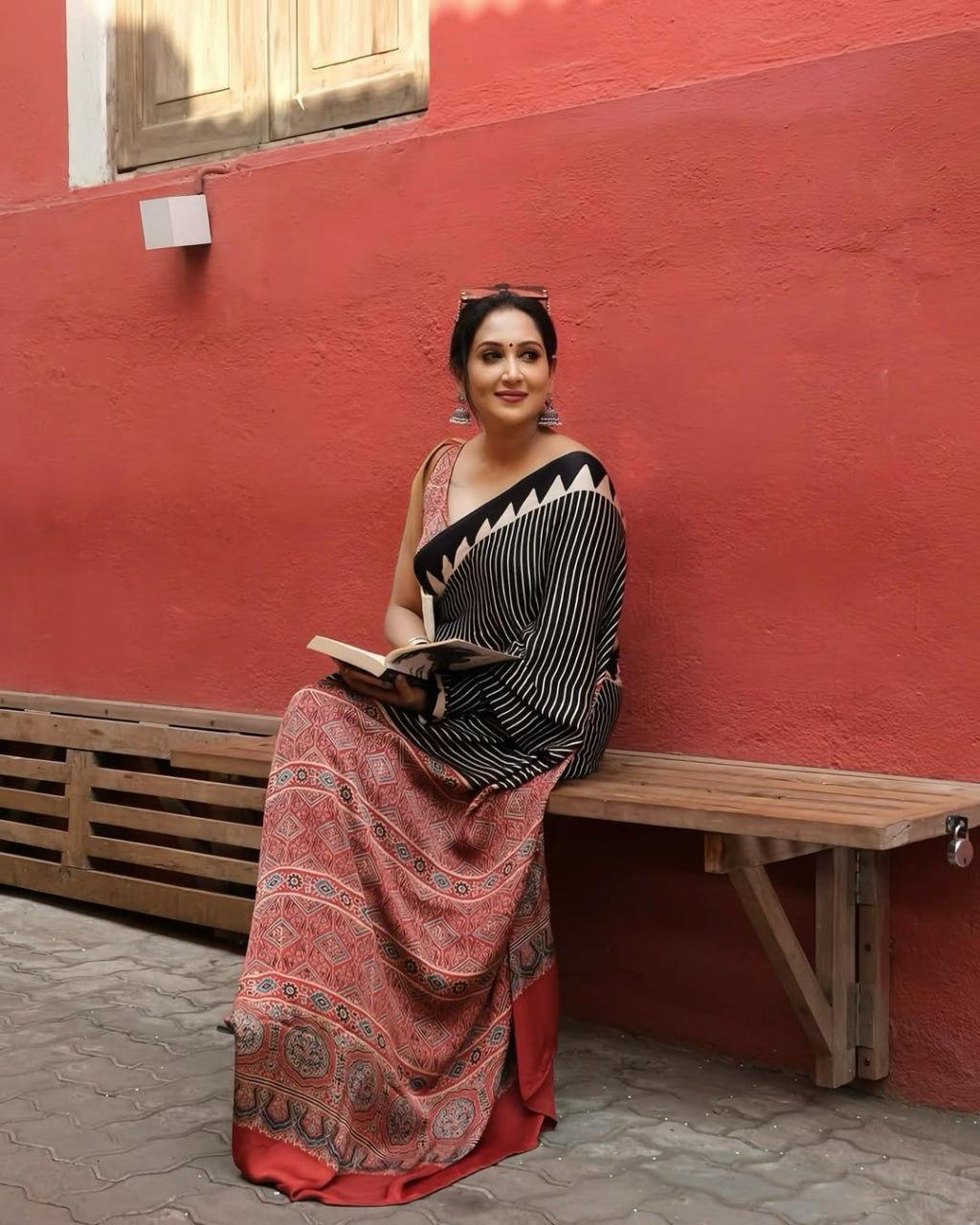 BLACK COLOR LINING WITH AJRAKH PALLU SAREE