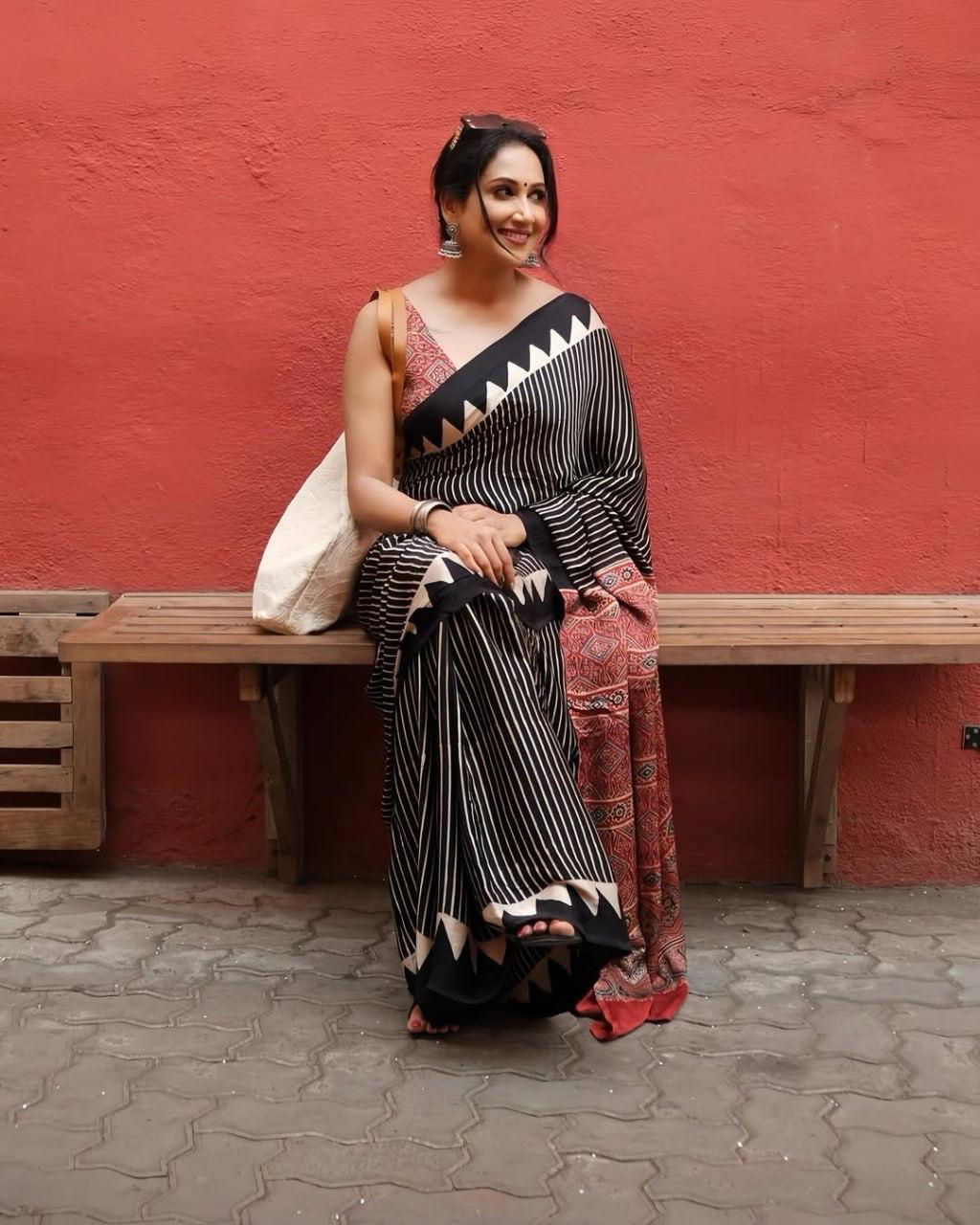 BLACK COLOR LINING WITH AJRAKH PALLU SAREE