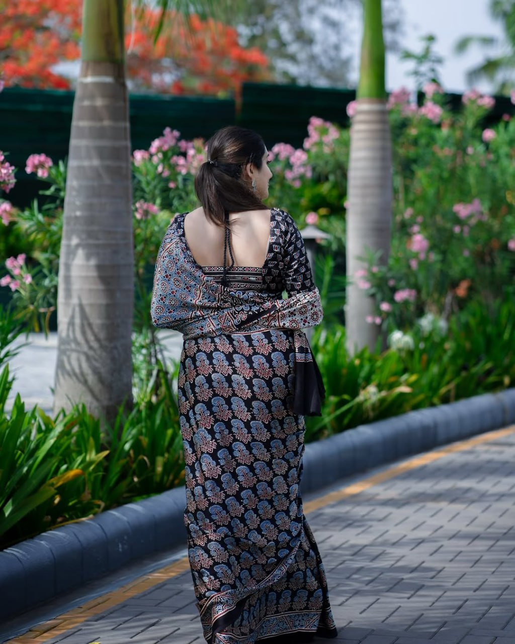 BLACK COLOR KALAMKARI SAREE